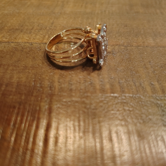 Elegant 18K GE Gold Tone Women's Ring Letter M - Picture 2 of 7